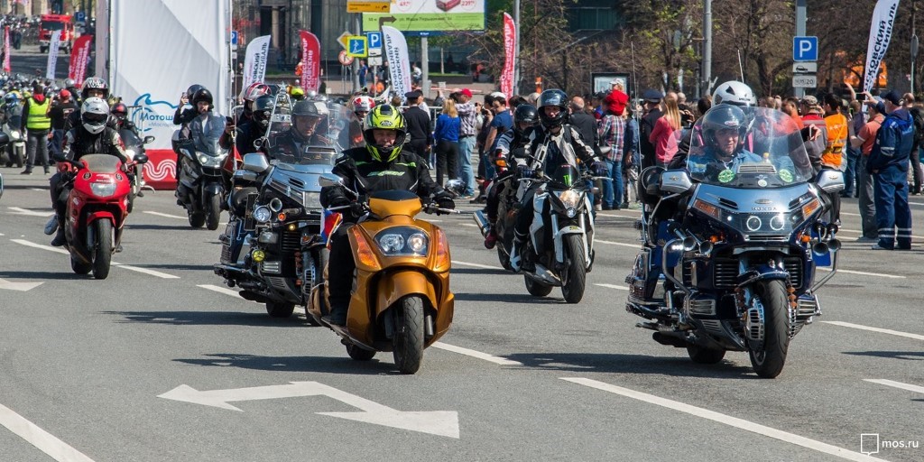 5bbb2ee24f77d.jpeg (1568&times;784)