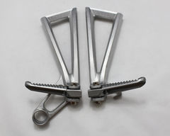 Подножки задние с кронштейнами для мотоцикла Yamaha YZF-R6 03-05, YZF-R6S 06-09