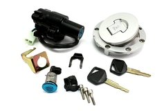 Крышка бензобака, замок зажигания, замок бардачка и комплект ключей для мотоцикла Honda CB400 92