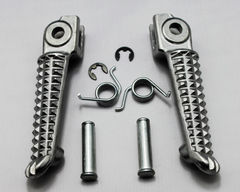 Подножки передние для мотоцикла Yamaha YZF-R1 98-11, YZF-R6 99-15,FZ1 01-13, FZ6 04-09, FZ6R 09-13