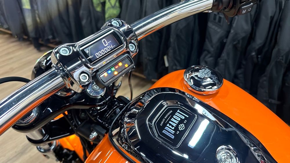 Breakout 117 Orange, 2023 Пробег: 0 км