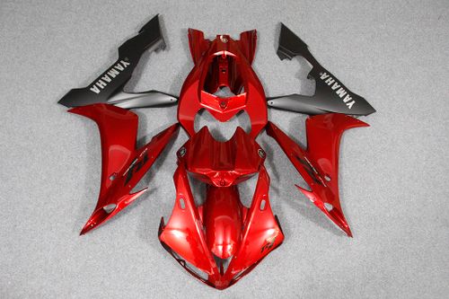 Комплект пластика для мотоцикла Yamaha YZF-R1 04-06 Красно-Черный