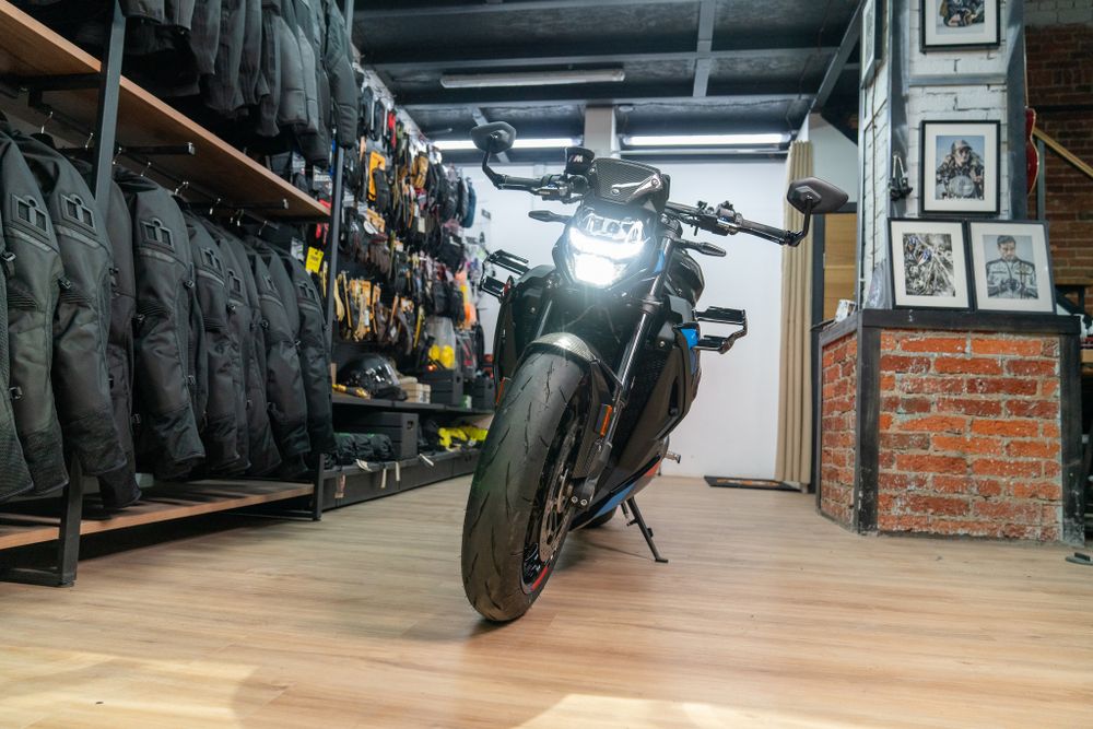 M 1000 R г. 2024 Пробег: 162 км.