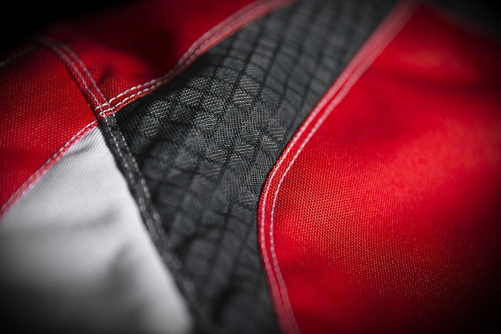 Мотокуртка - ICON OVERLORD (текстиль, красная)