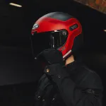 V10 Grape MC1SF / Черно-красный