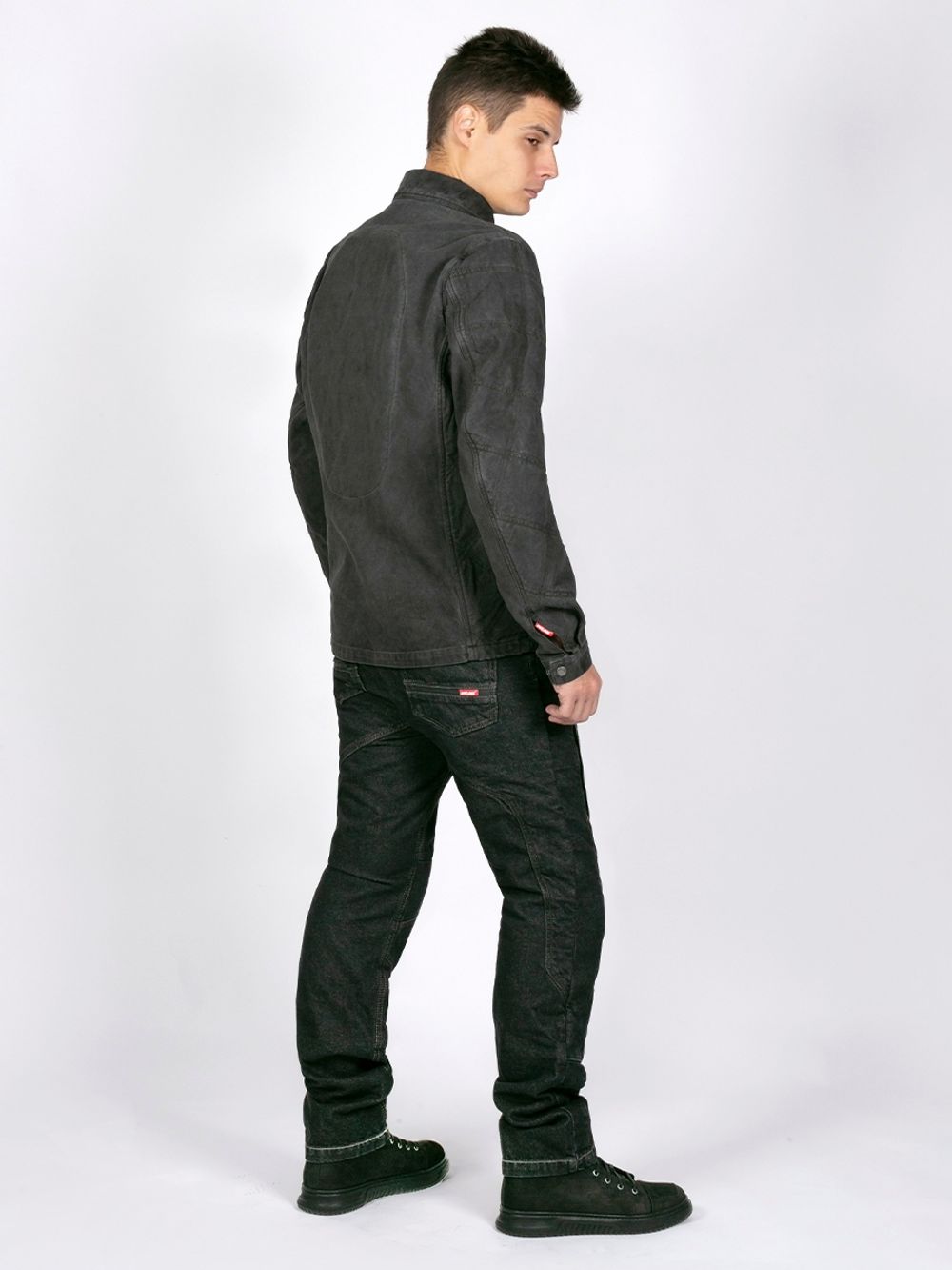 Roma Horl / Серый