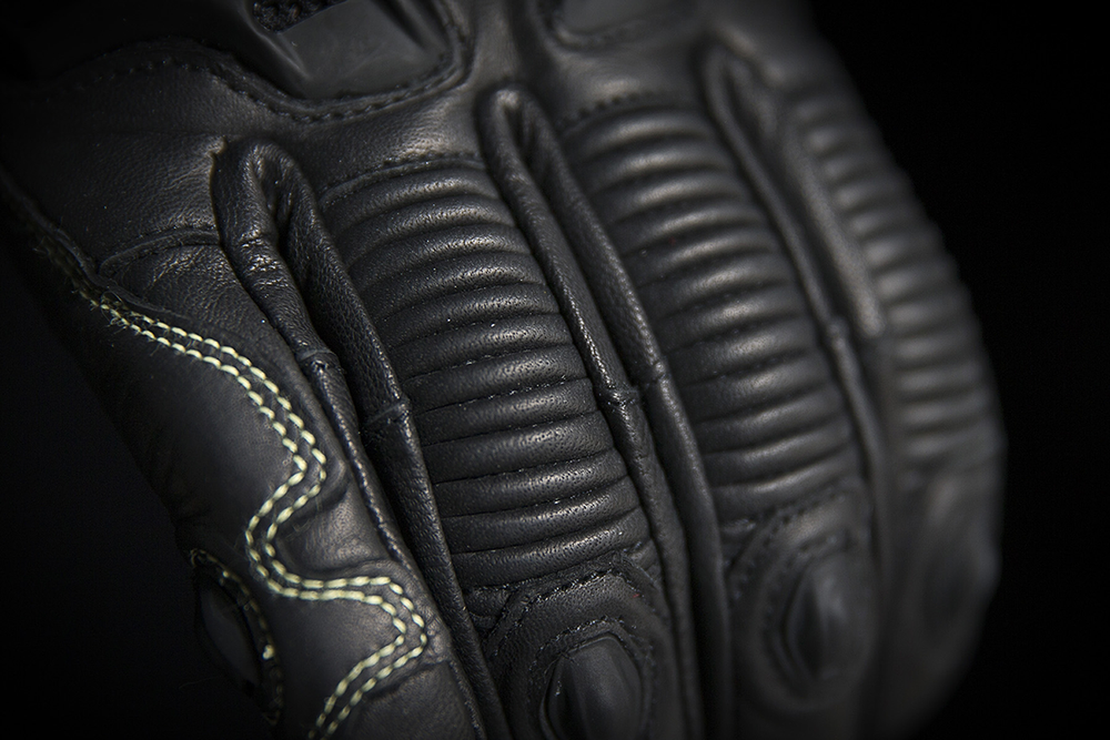 Мотоперчатки - ICON HYPERSPORT SHORT (черные)