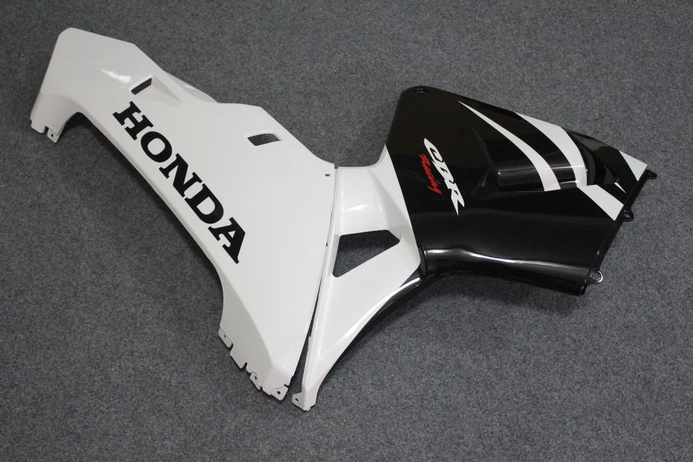Комплект пластика для мотоцикла Honda CBR 600 RR 03-04 Бело-Черный