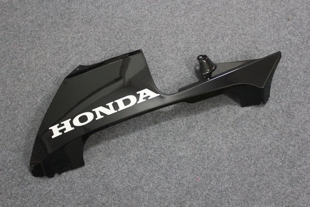 Комплект пластика для мотоцикла Honda CBR 600 RR 05-06 Черно-Серебряный