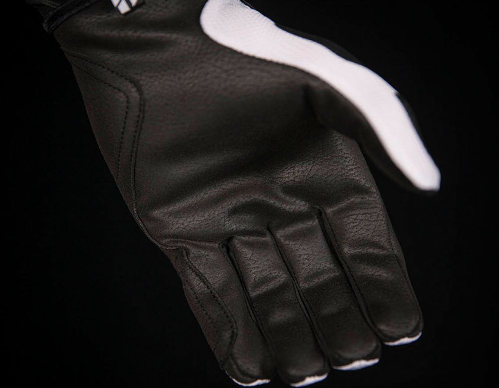 Hooligan / Белый