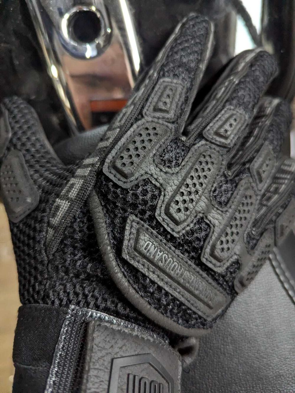 Icon 1000 Brigand / Черный