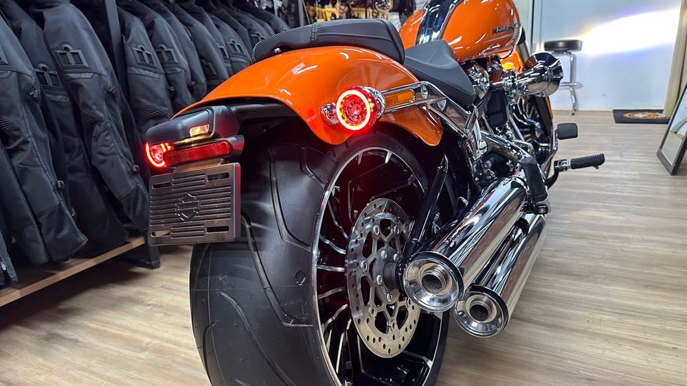 Breakout 117 Orange, 2023 Пробег: 0 км