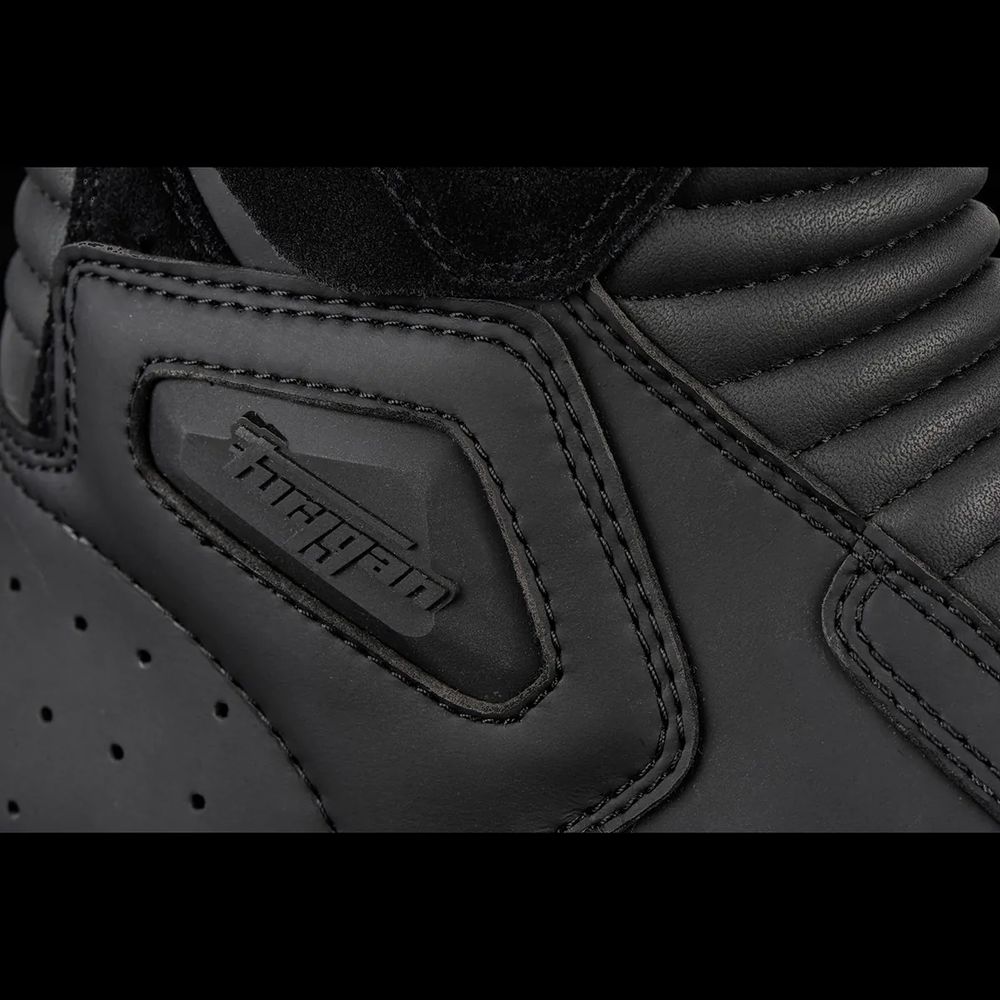 GT D3O WP / Черный