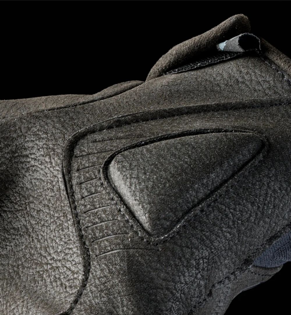 Contra 3 Glove / Черный