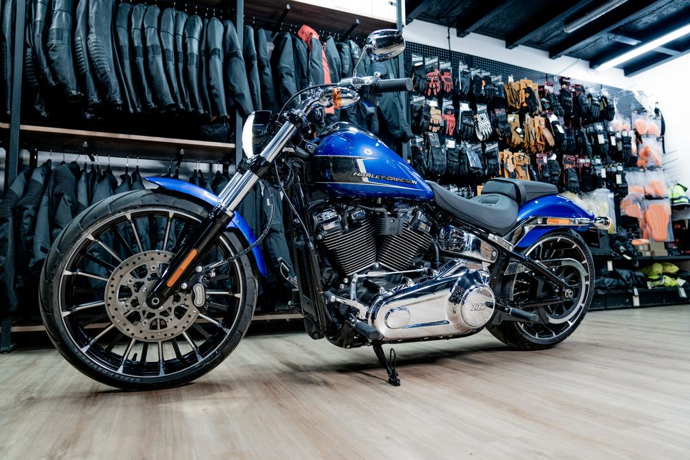 Breakout 117 Blue Burst, 2024 Пробег: 2 км