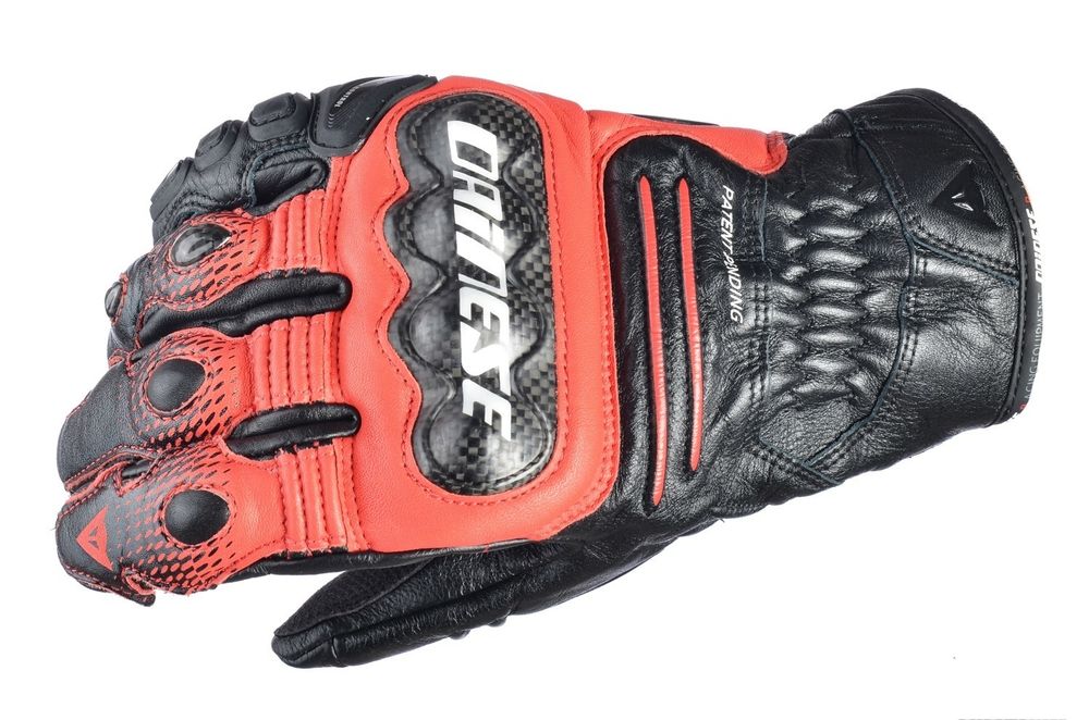 Carbon Cover S-ST / Черно-красно-белый