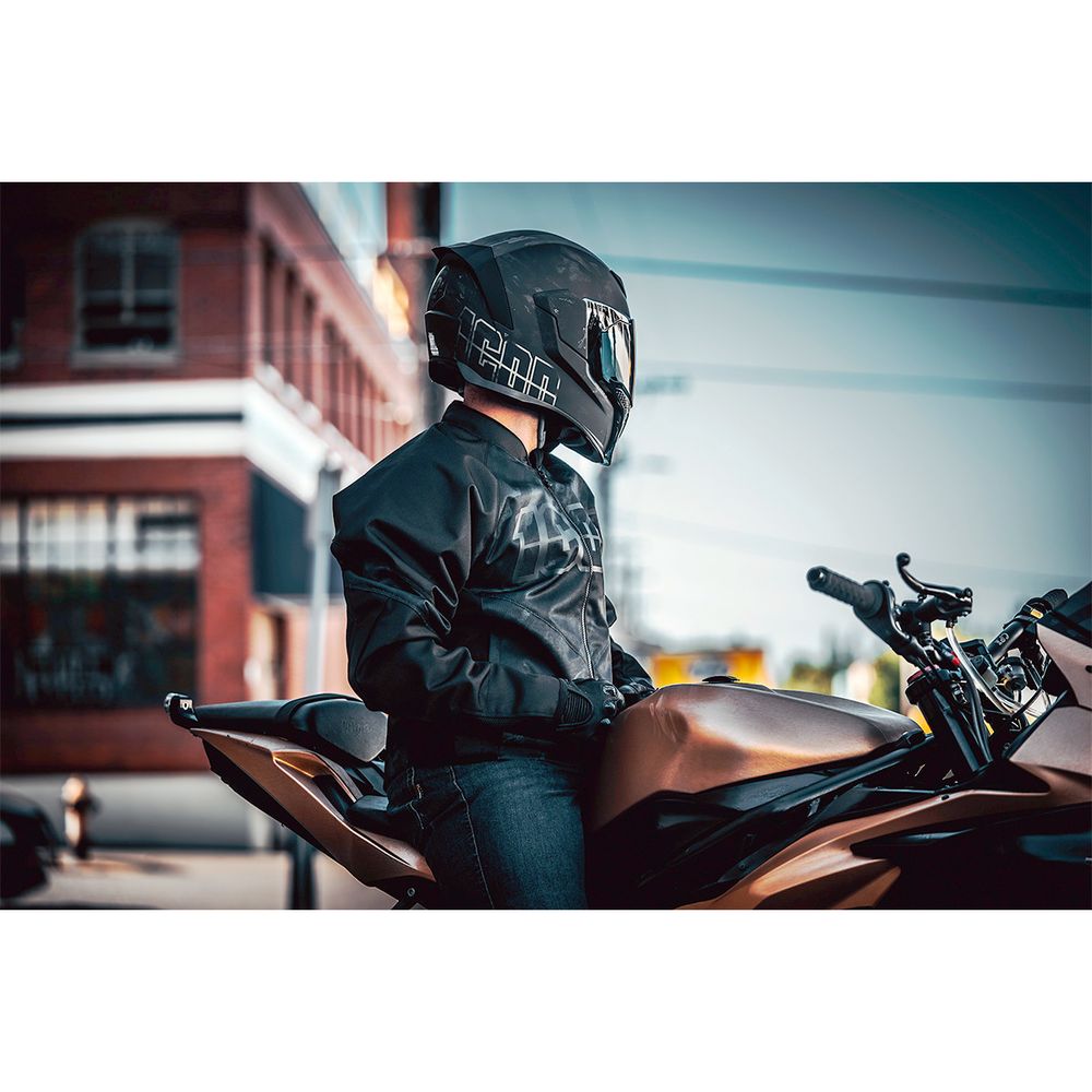 Hooligan Demo / Черный