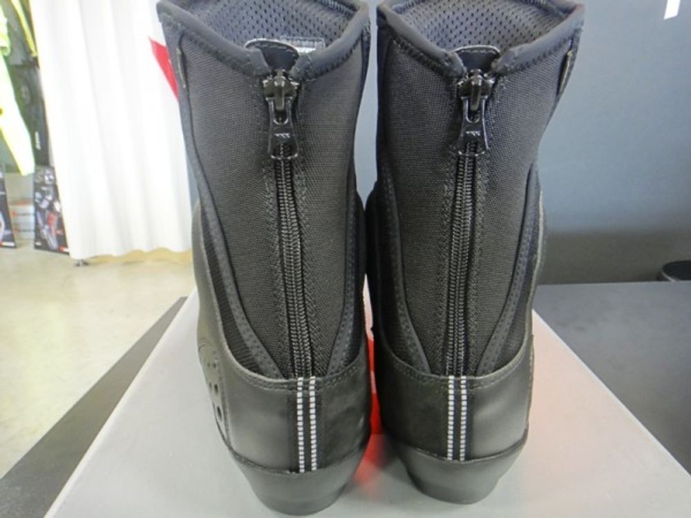 Latitour Gore-Tex / Мужские / Черный