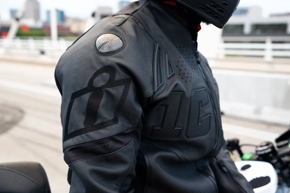 Contra 3 Rizz Rizz Jacket / Черный