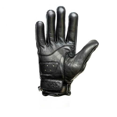 Charly / Черный