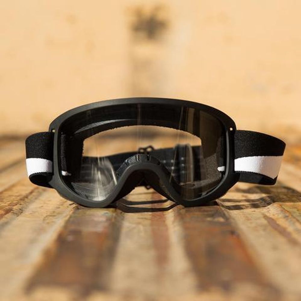 Moto 2.0 Bolts / Черный