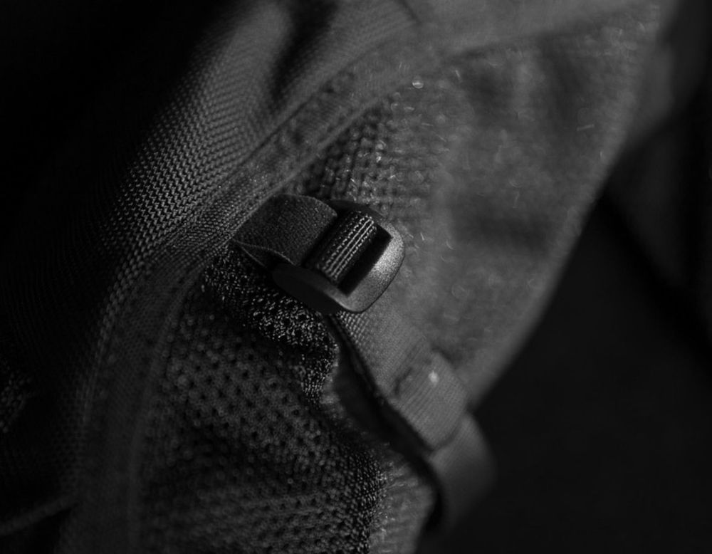 Contra2 / Женская / Черный