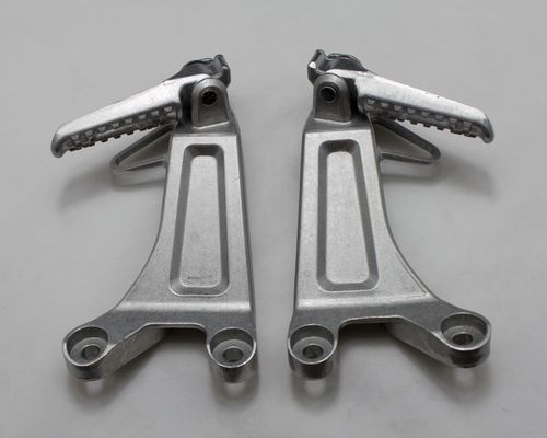 Подножки задние с кронштейнами для мотоцикла Honda CBR600RR 03-04