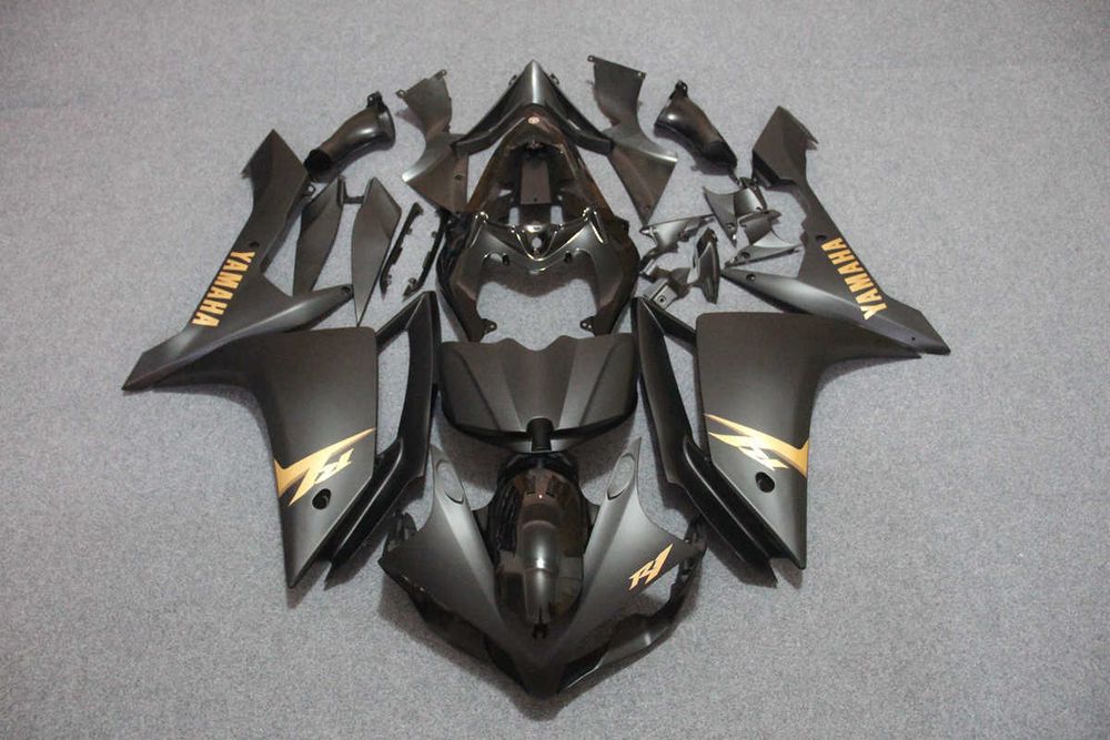 Комплект пластика для мотоцикла Yamaha YZF-R1 07-08 Черный с золотыми наклейками