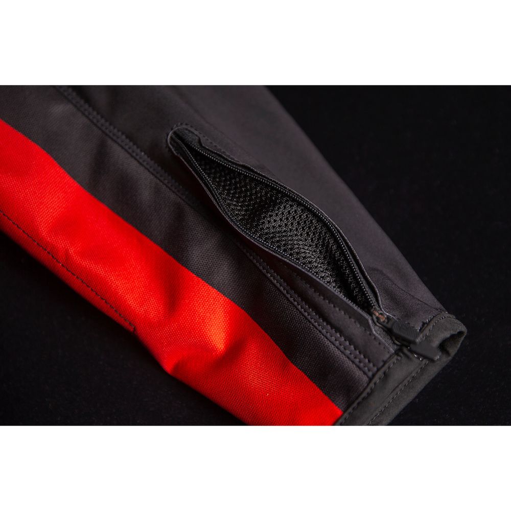 Airform Retro / Красный