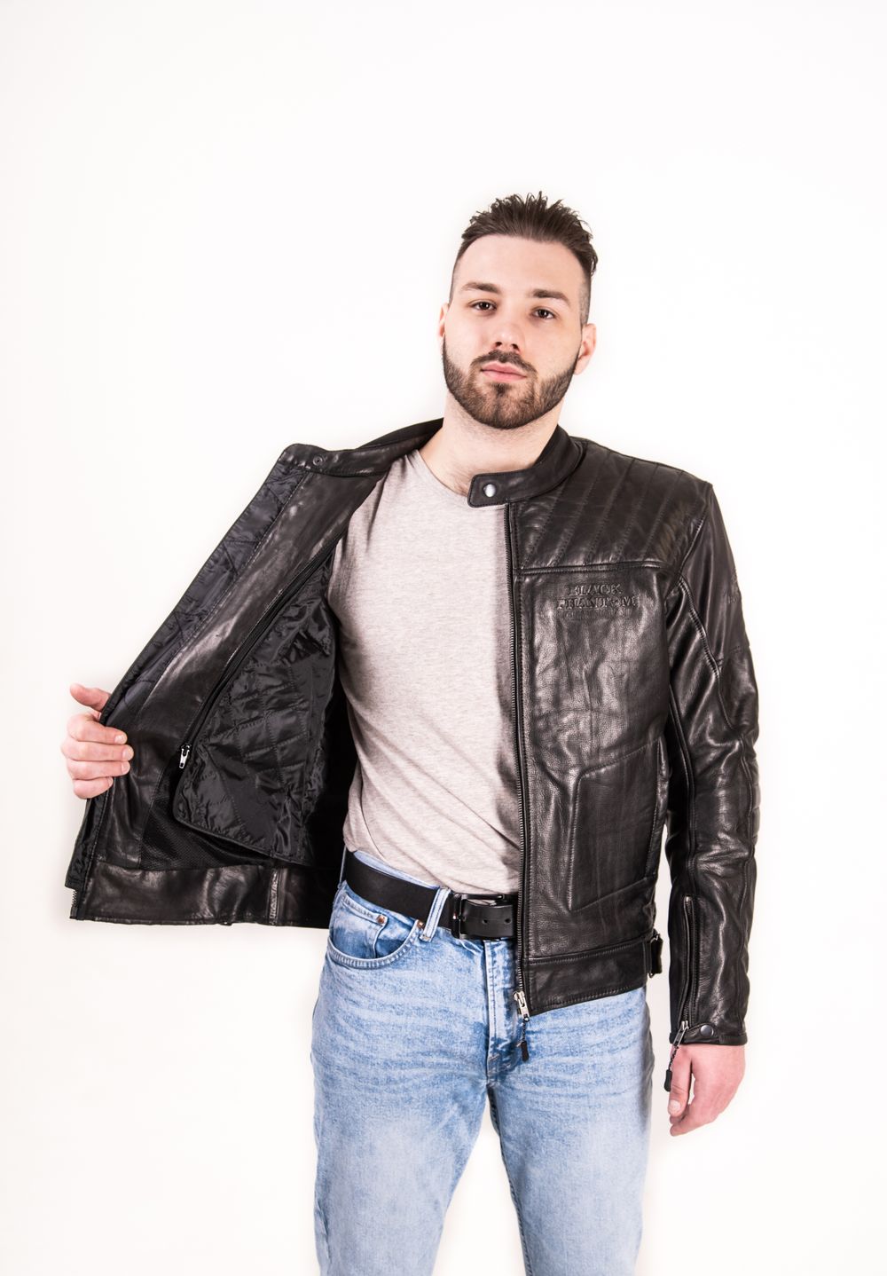 Phantom / Черный