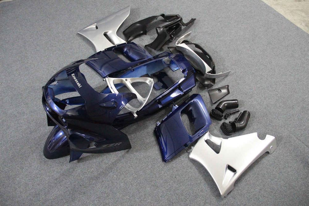 Комплект пластика для мотоцикла Kawasaki ZZR400/600 93-07 Сине-Серебристый