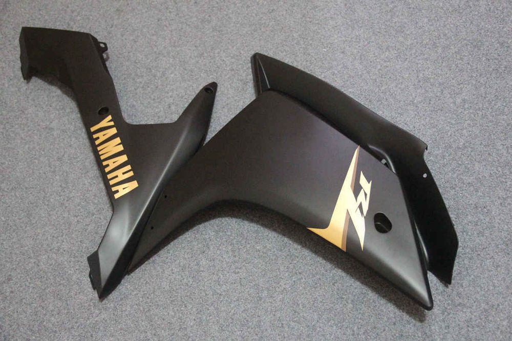 Комплект пластика для мотоцикла Yamaha YZF-R1 07-08 Черный с золотыми наклейками