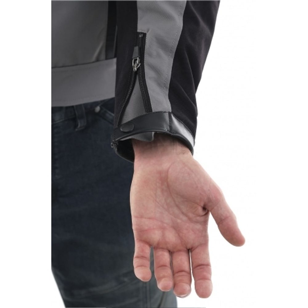 City 2020 / Черно-серый