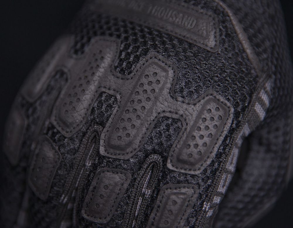 Icon 1000 Brigand / Черный