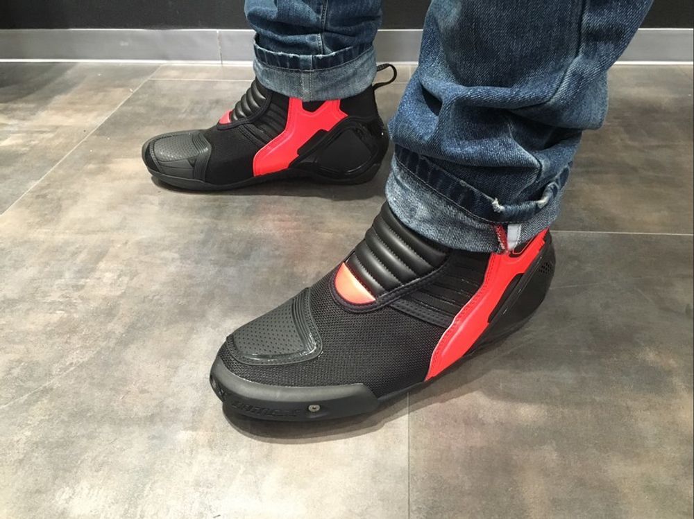 Dyno D1 / Мужские / Черно-красные