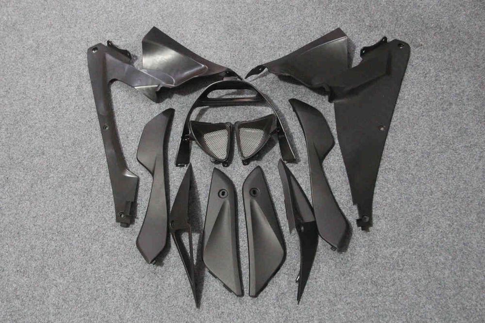 Комплект пластика для мотоцикла Honda CBR 1000RR 04-05 Красно-Черный