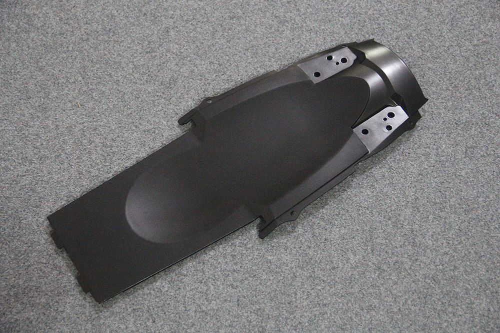 Комплект пластика для мотоцикла Suzuki GSX-R1000 05-06 Черно-Серый с красными линиями