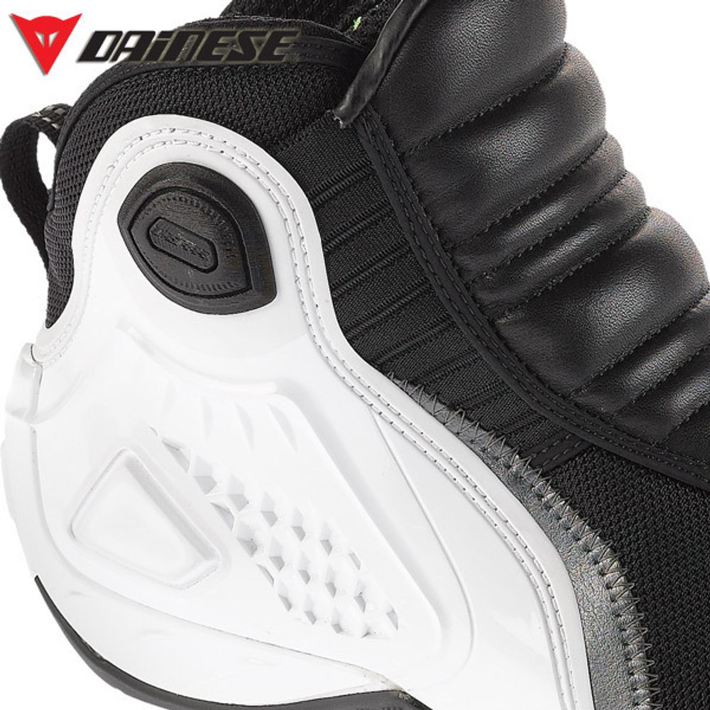 Scarp. Dyno C2b / Черно-белый