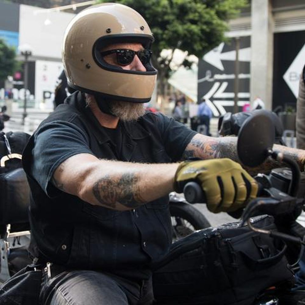 Gringo Gloss / Золотой