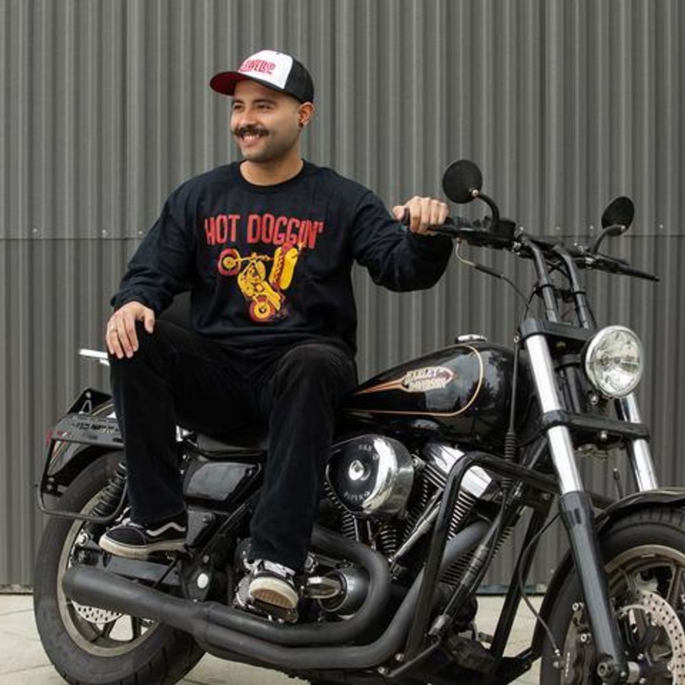 Hot Doggin' L/S / Черный