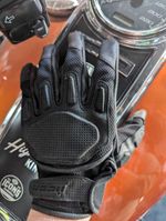 Punchup CE Gloves / Черный