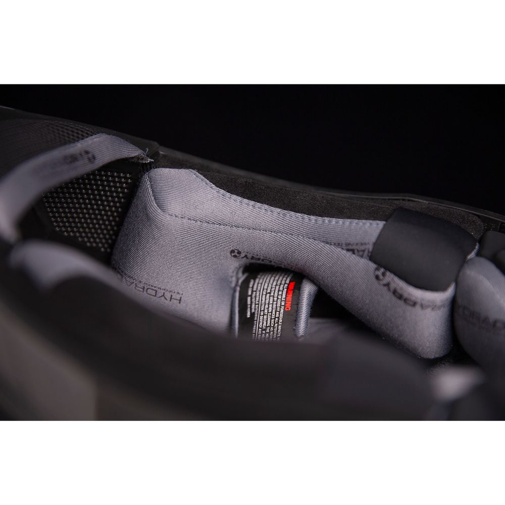 Airflite Ultrabolt / Черный