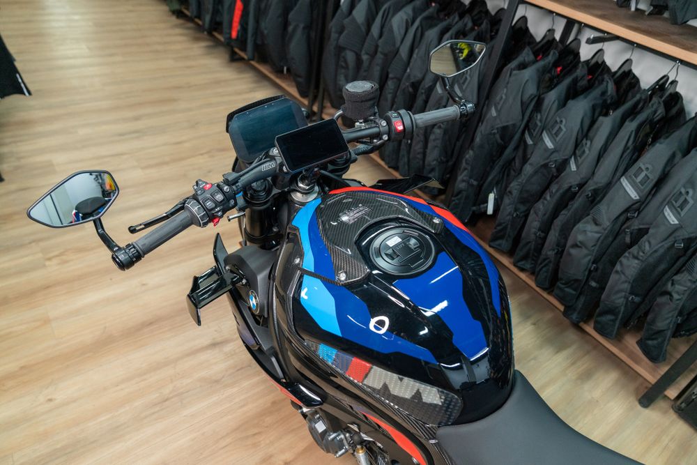 M 1000 R г. 2024 Пробег: 162 км.