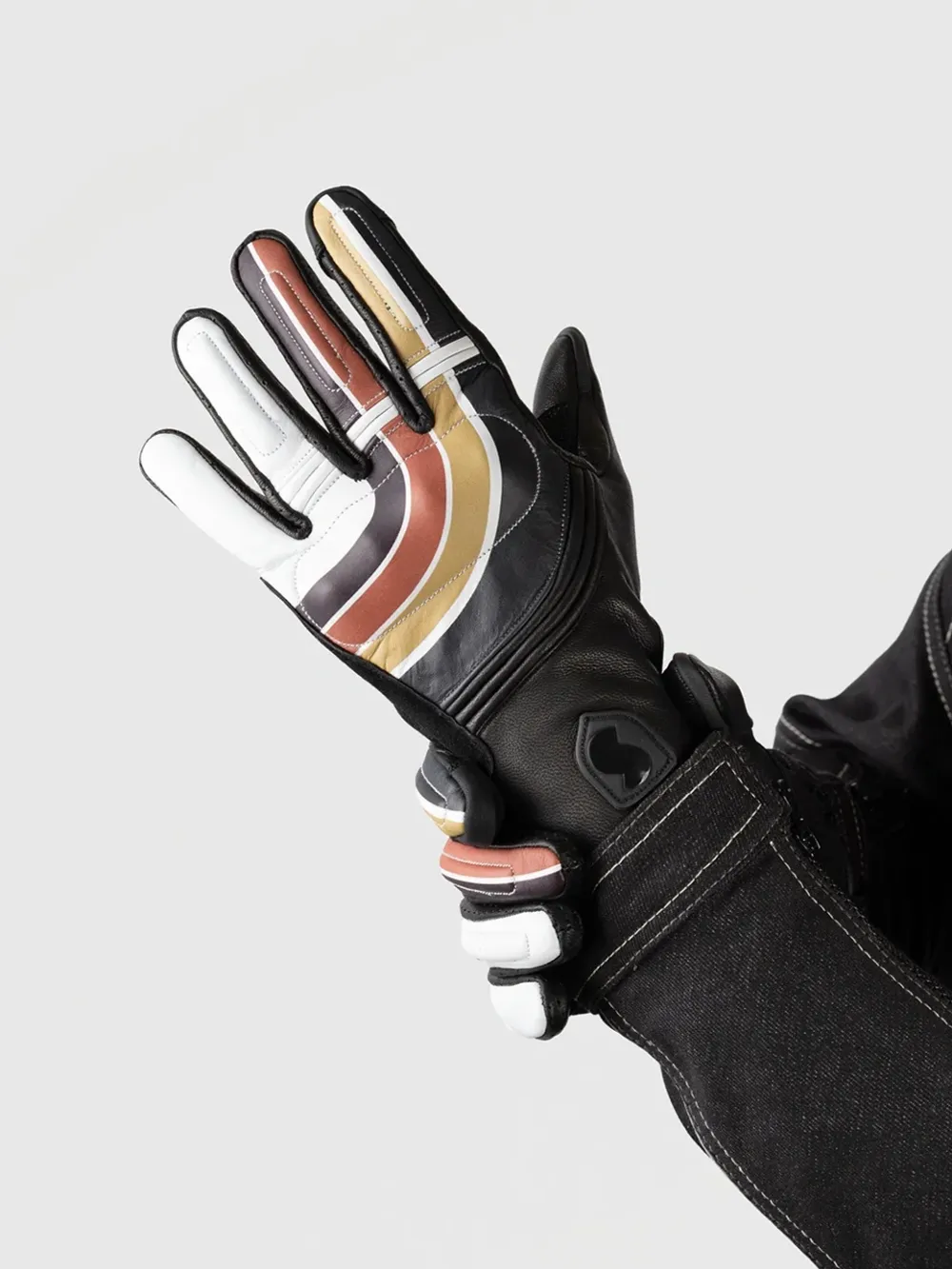 Regul / Черно-коричневый