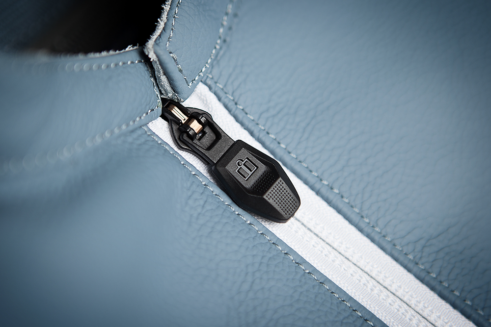 Мотокуртка - ICON SANCTUARY (кожа, серо-красная)