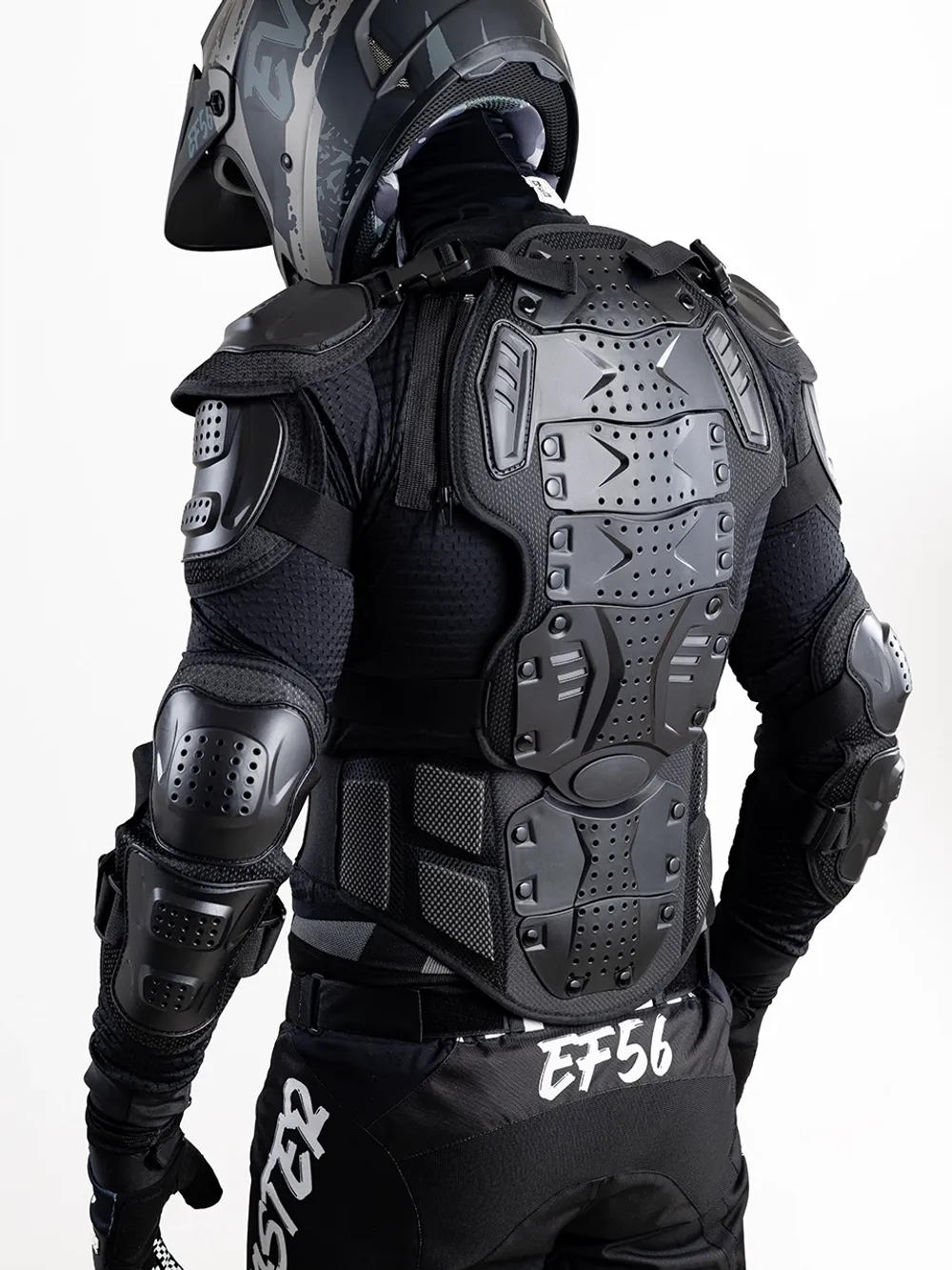 Body Armor Solid Chest / Черный