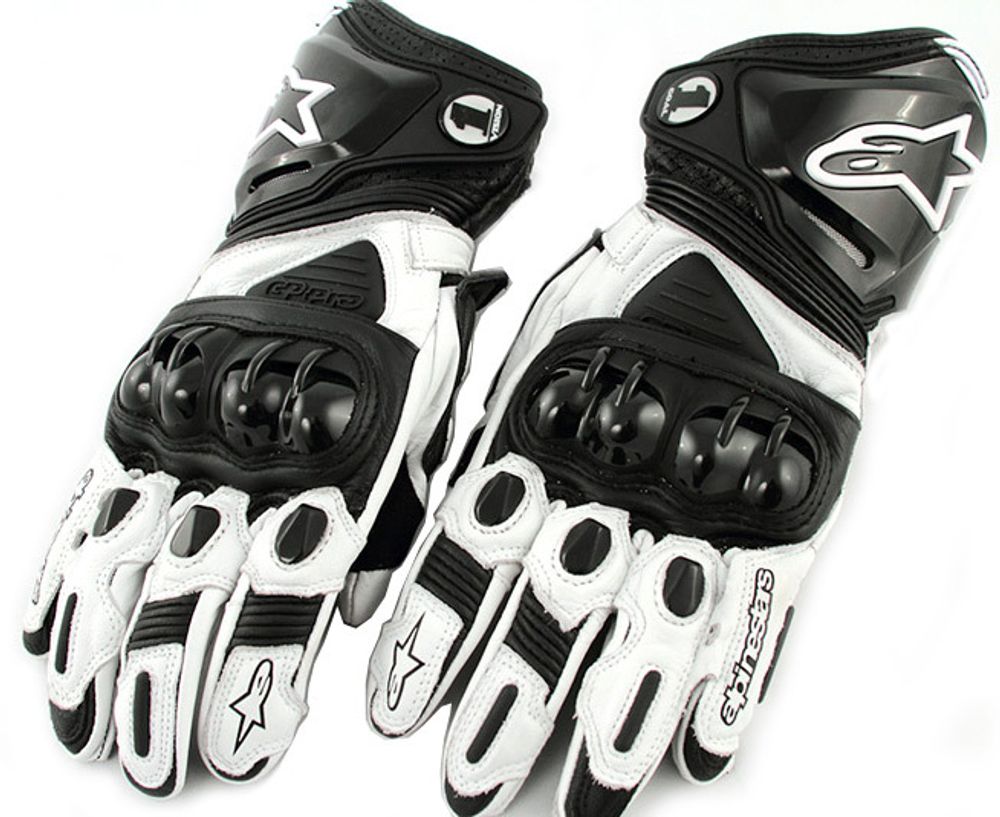 Мотоперчатки - ALPINESTARS GP PRO (черно-белые)