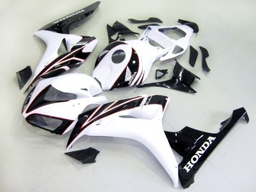 Комплект пластика для мотоцикла Honda CBR 1000RR 06-07 Черно-белый