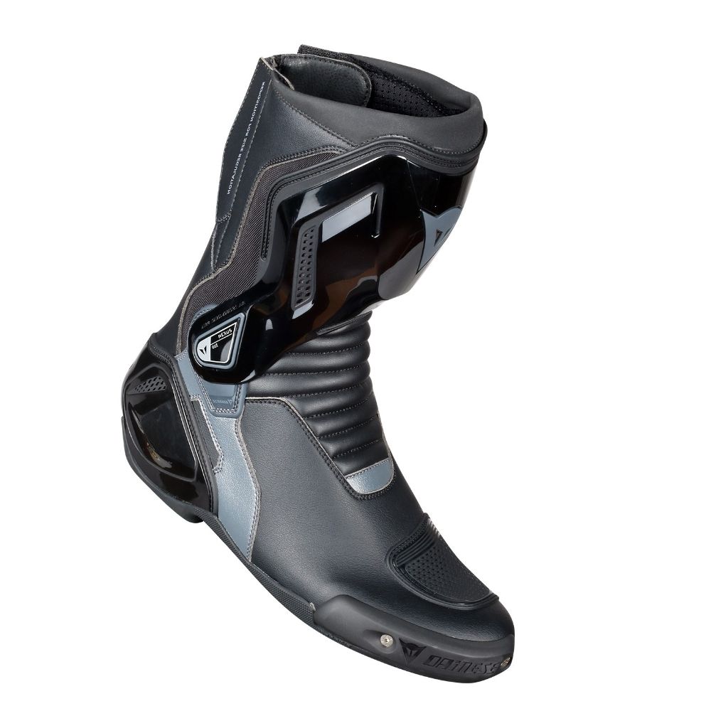 Nexus / Черно-белый