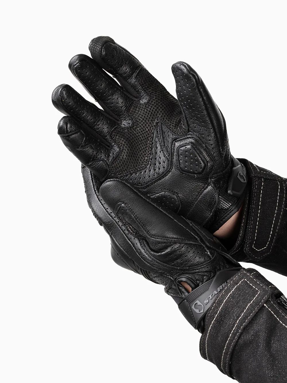 Alfard Air 2.0 / Черный